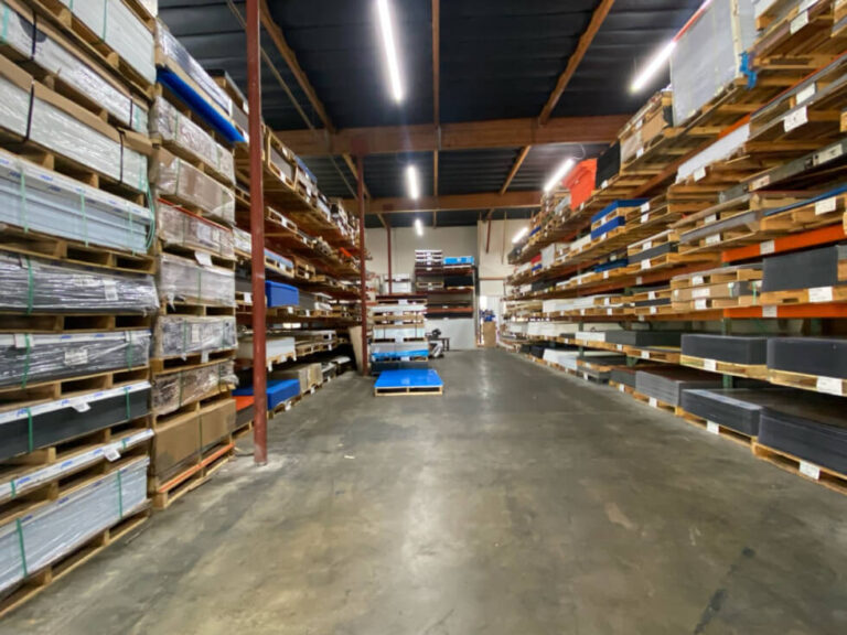 Services San Diego Plastics Inc.